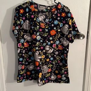 XL scrub top
